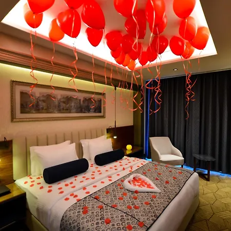 Golden Tulip Bayrampasa 5* İstanbul