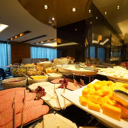 Golden Tulip Bayrampasa Otel İstanbul