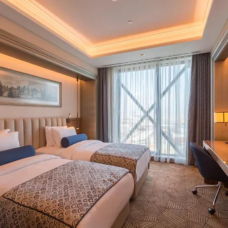 Golden Tulip Bayrampasa
