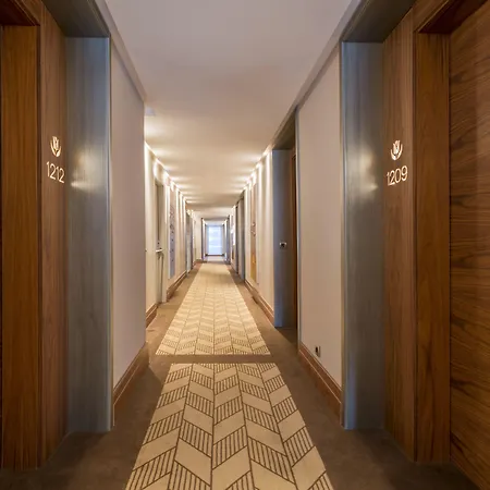 מלון Golden Tulip Bayrampasa 5*