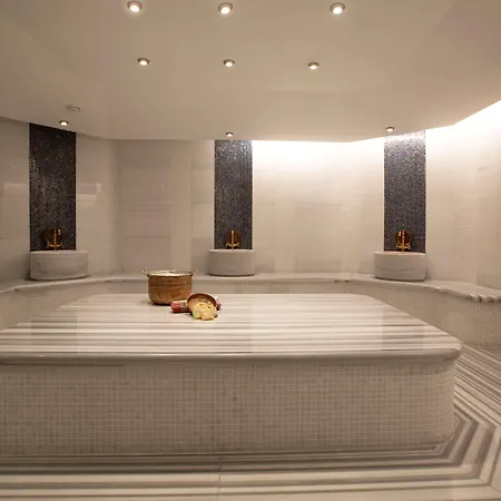 מלון Golden Tulip Bayrampasa איסטמבול