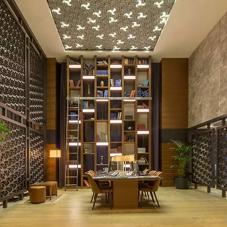 Golden Tulip Bayrampasa 5*
