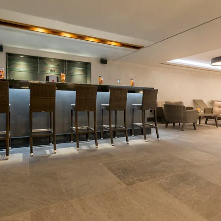 Hotel Golden Tulip Bayrampasa