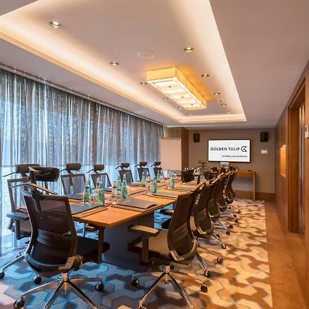 מלון Golden Tulip Bayrampasa איסטמבול