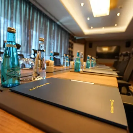 Golden Tulip Bayrampasa Estambul