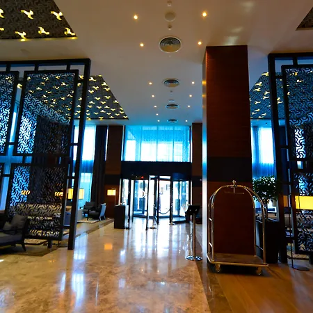 فندق جولدن توليب إسطنبول بيرم باشا 5*